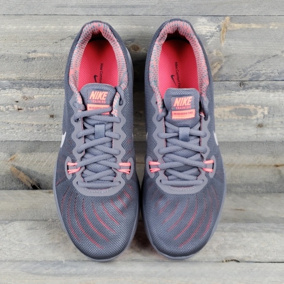 in season tr 8 womens trainers